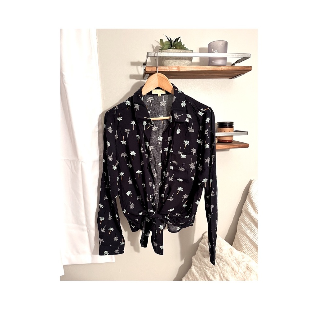 Pineapple Pine tree Tie front L